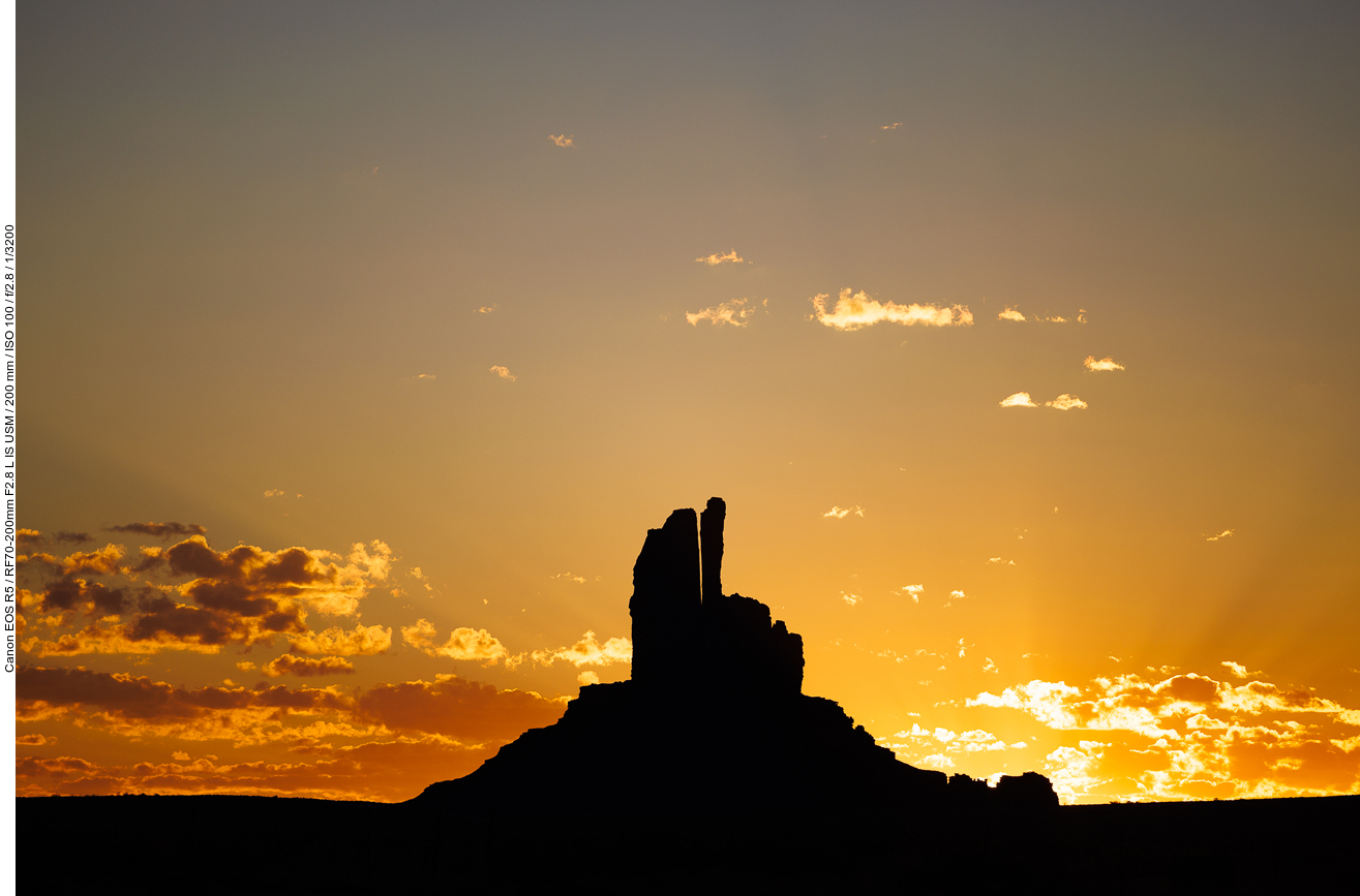 Sonnenaufgang am Monument Valley