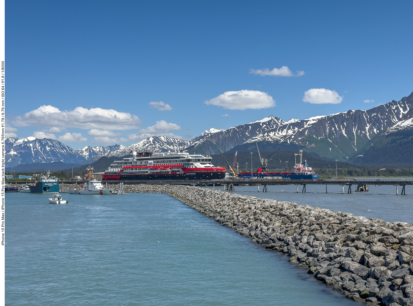 Kreuzfahrschiff ...