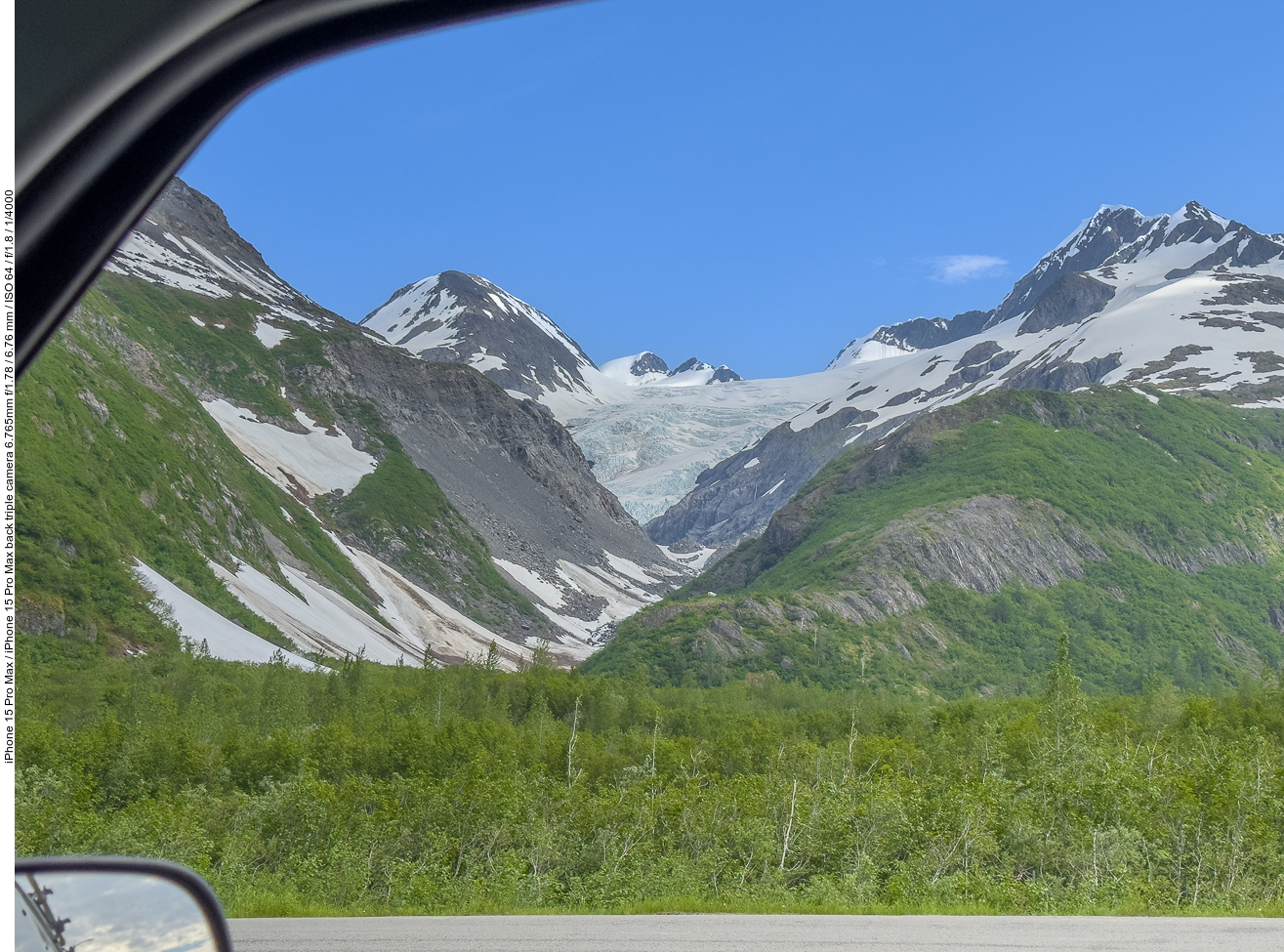 Der Portage Gletscher aus dem Auto heraus gesehen