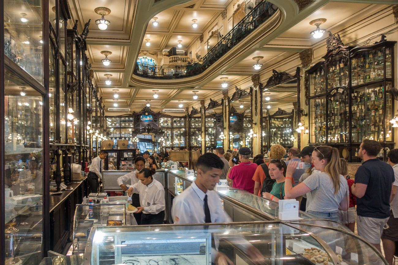 Das Kaffeehaus Confeitaria Colombo ist etwas Besonders in Rio