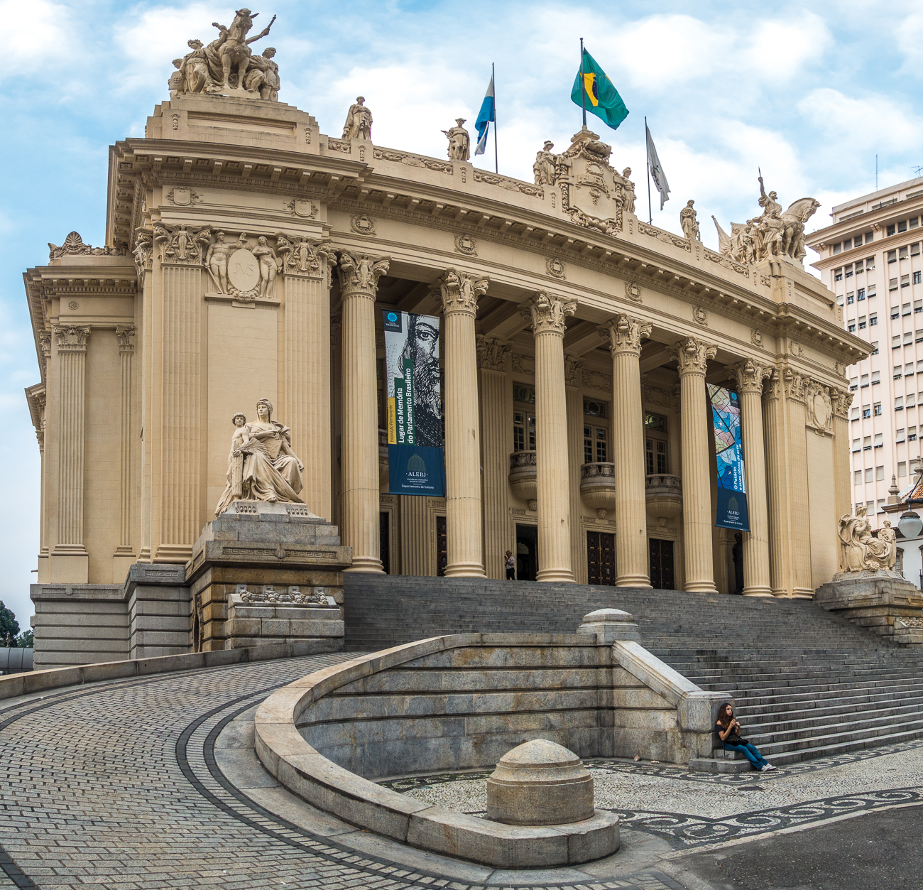 Der Tiradentes Palast ist aktuell der Sitz des Parlaments des Bundesstaates Rio de Janeiro