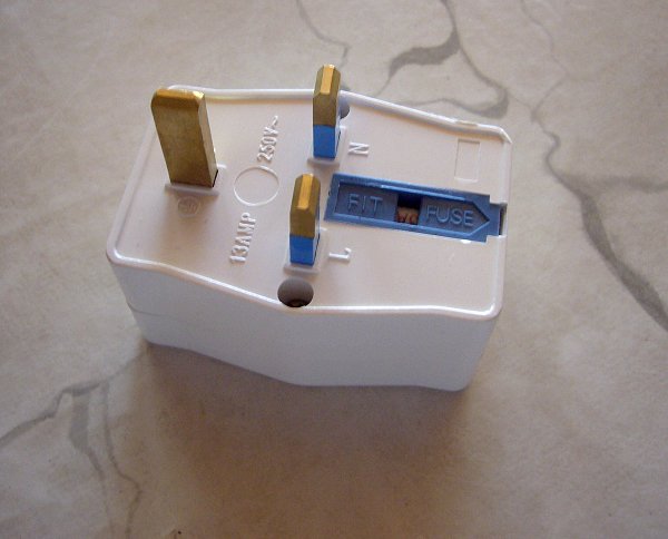 Stecker nach englischem Standard